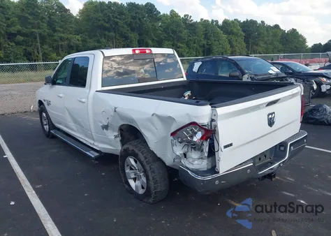 2020 Ram 1500 Classic Slt 4X2 6'4 Box z USA, uszkodzony, nr VIN 1C6RR6TT7LS136762